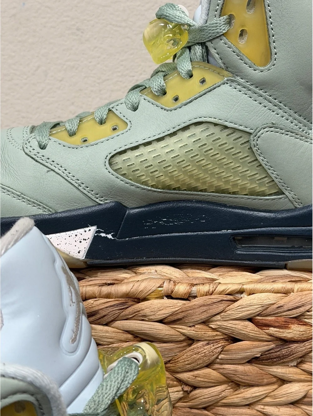 Size 9.5 - Air Jordan 5 Retro “Jade Horizon”